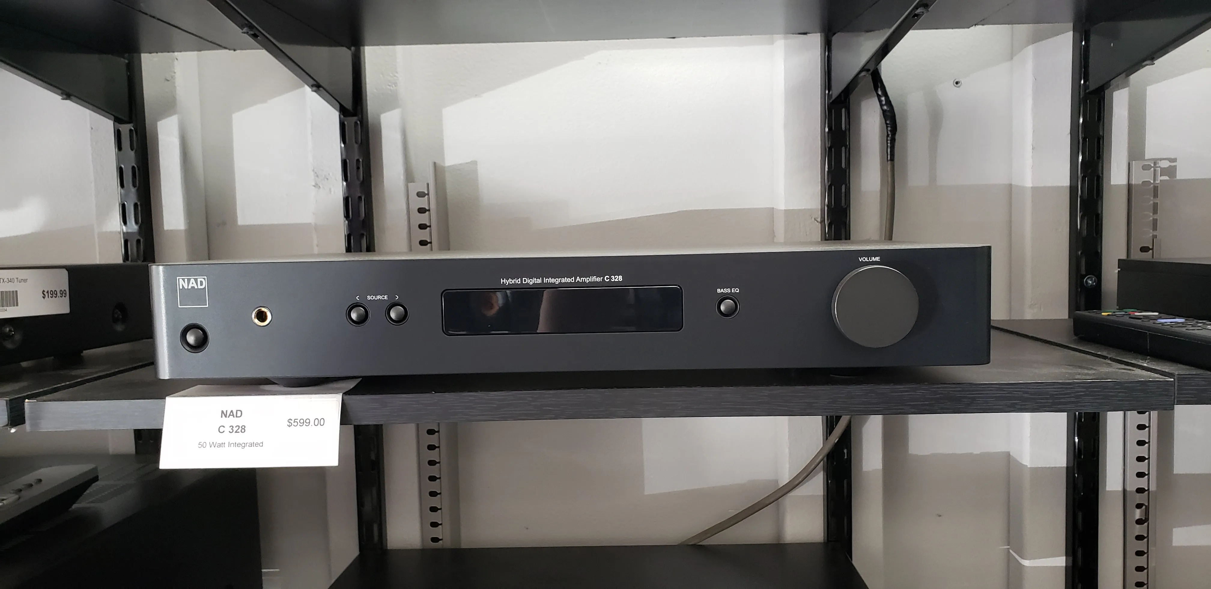 NAD C 328 Stereo integrated amplifier with built-in DAC and Bluetooth®