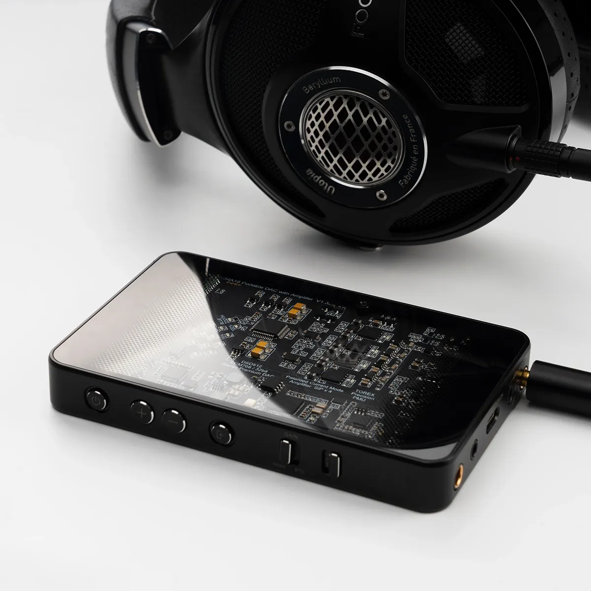 Questyle CMA 18 Portable DAC/Amp